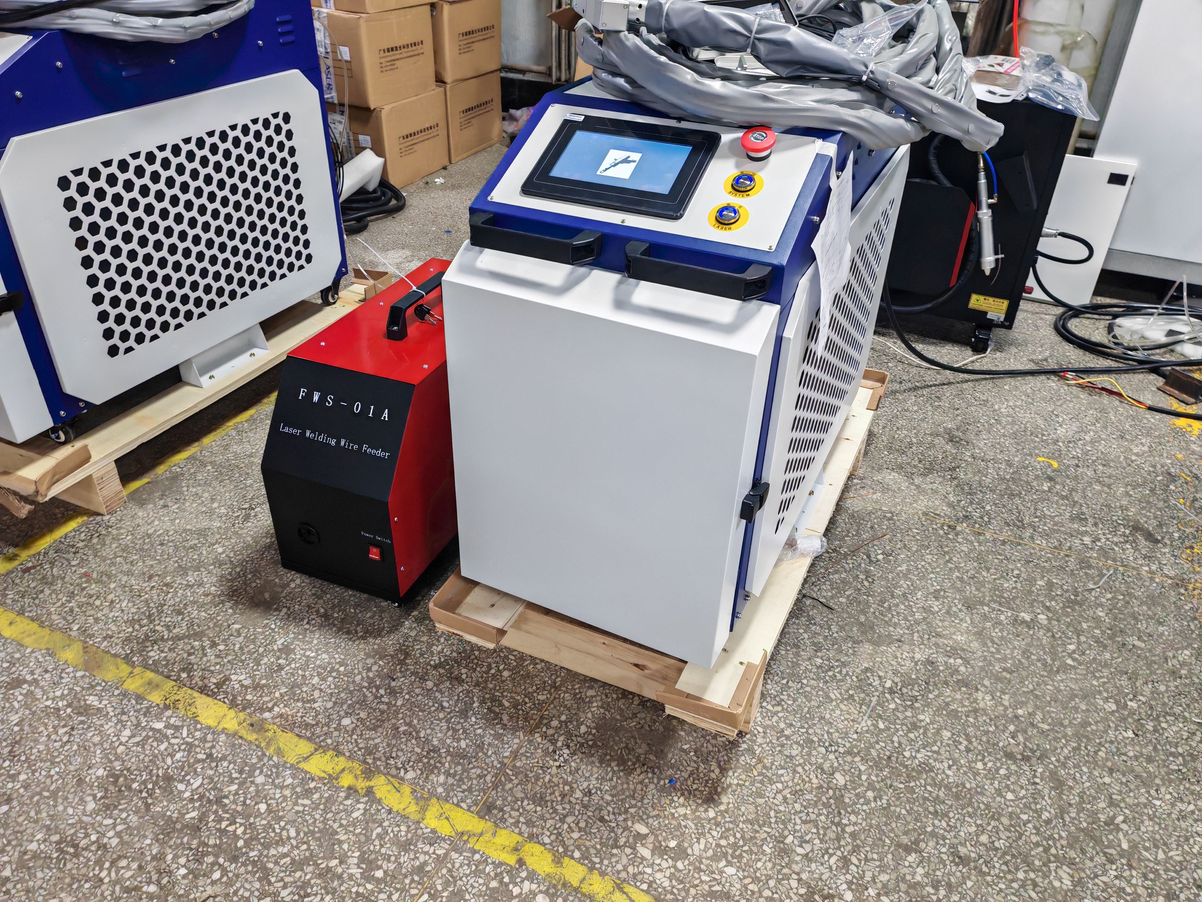Portable 4-in-1 Industrial-Gra - Industrial Grade Laser Welder のレビューと価格